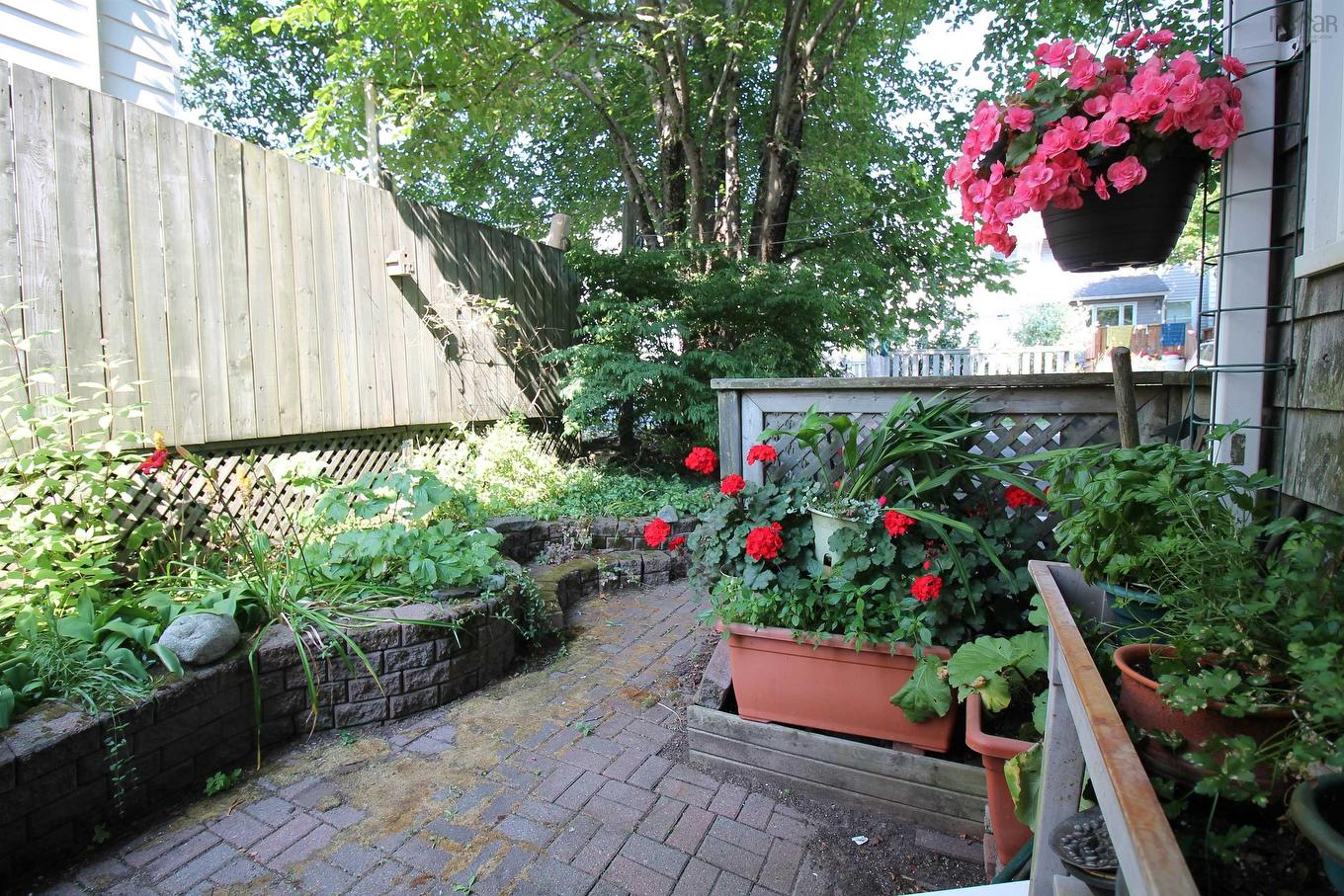 5523 Sebastian Pl, Halifax, NS