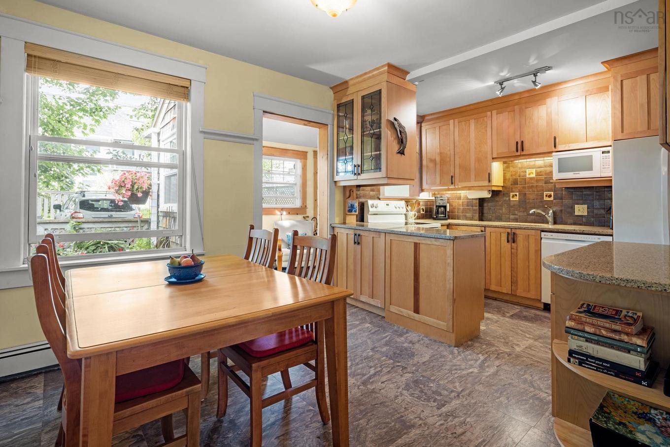 5523 Sebastian Pl, Halifax, NS