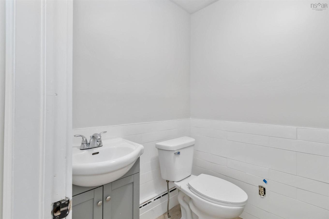 2795 Joseph Howe Drive, Halifax, NS