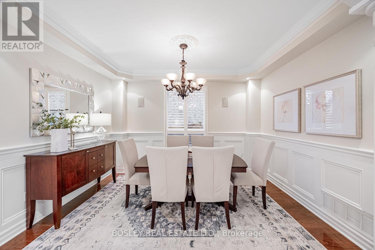 6358 Lisgar Drive, Mississauga, ON - Indoor Photo Showing Dining Room