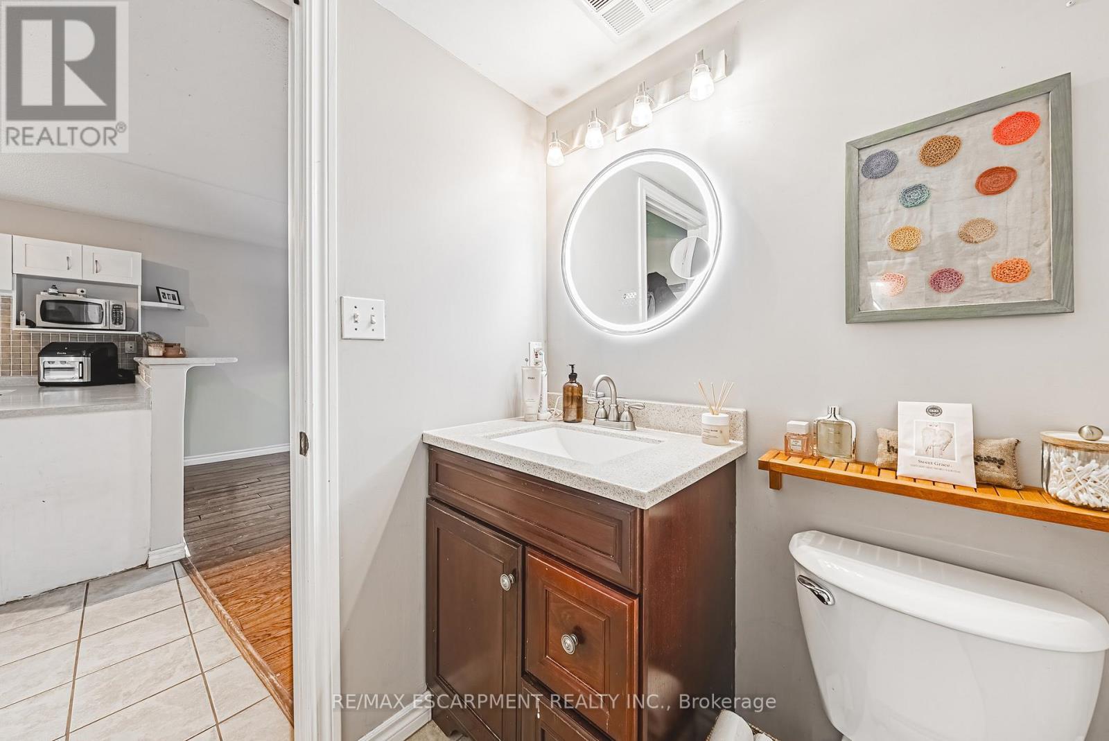 313 - 1451 Walkers Line, Burlington, ON - Indoor