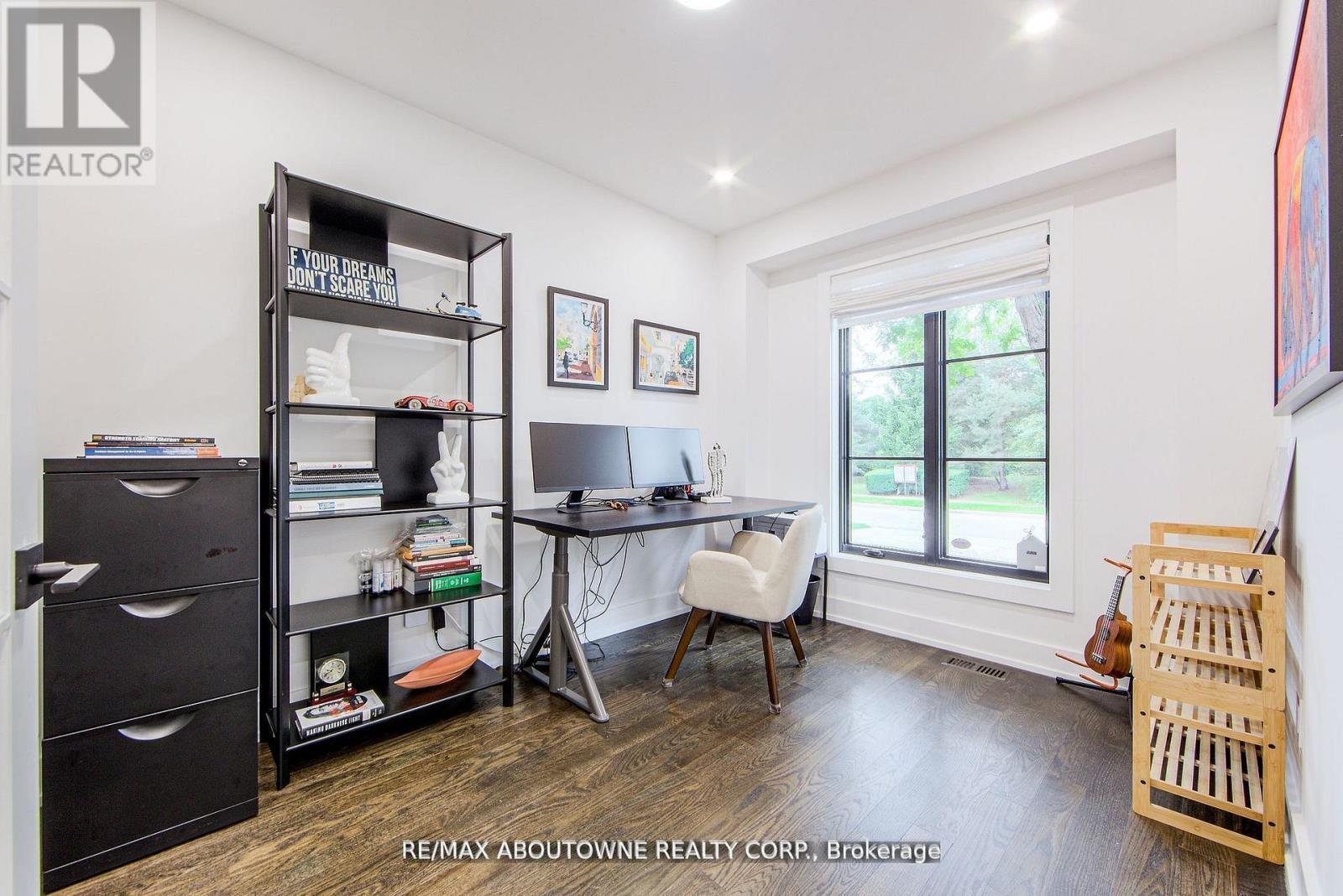 1319 Greeneagle Drive, Oakville, ON - Indoor Photo Showing Office