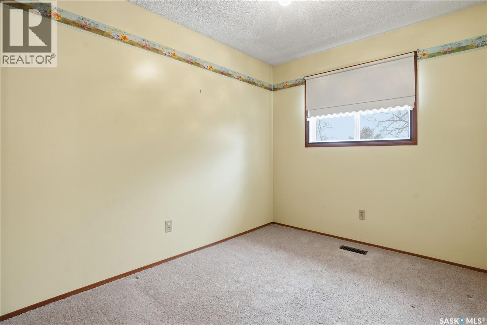 986 Garry Street N, Regina, SK - Indoor Photo Showing Other Room