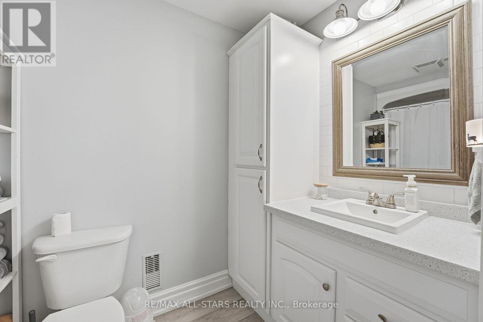 167 Silas Boulevard, Georgina, ON - Indoor Photo Showing Bathroom