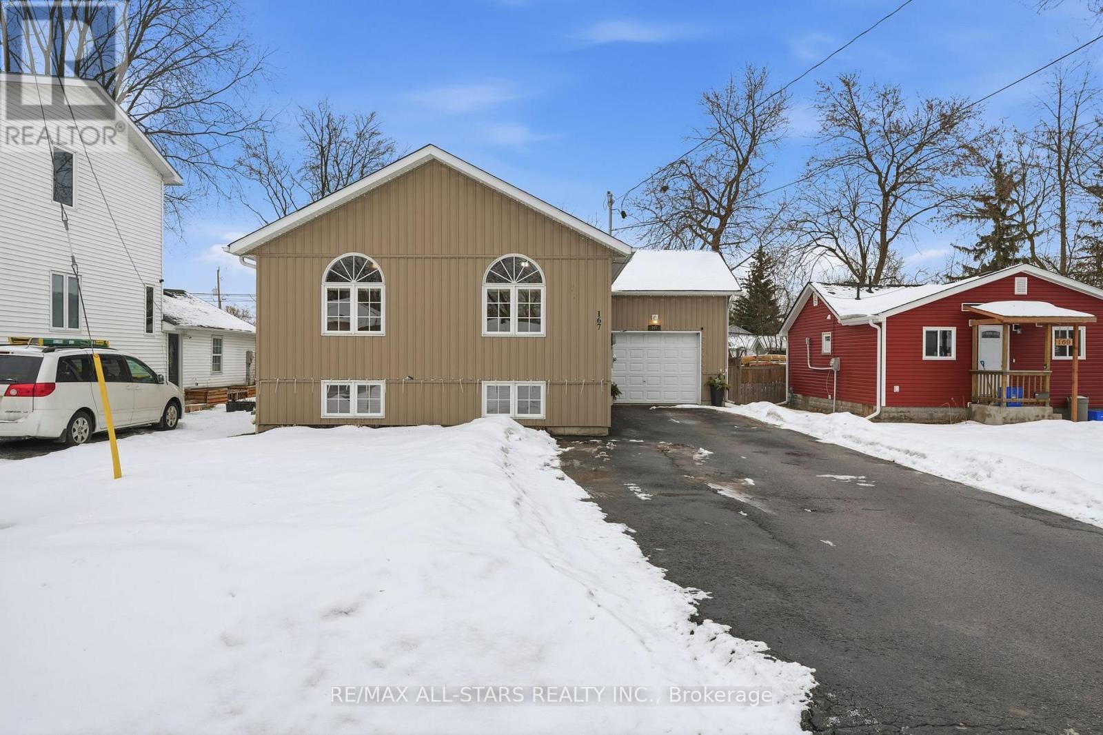 167 Silas Boulevard, Georgina, ON - Outdoor With Facade