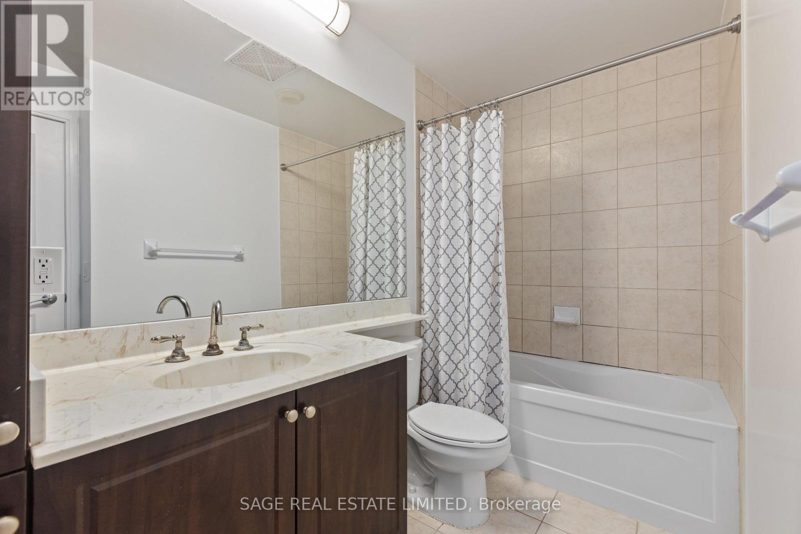 1301 - 88 Broadway Avenue, Toronto, ON - Indoor Photo Showing Bathroom