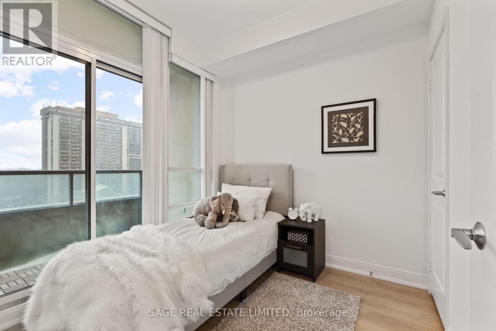 1301 - 88 Broadway Avenue, Toronto, ON - Indoor Photo Showing Bedroom