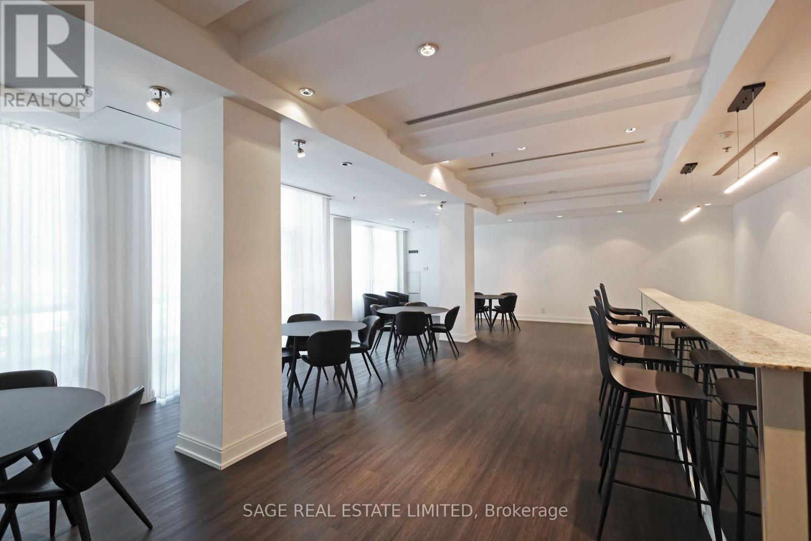 1301 - 88 Broadway Avenue, Toronto, ON - Indoor