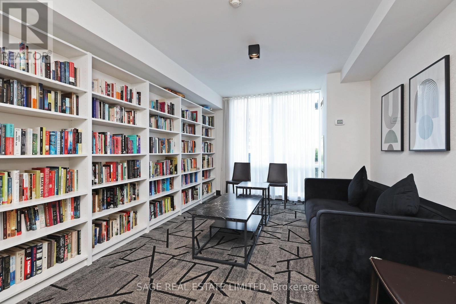 1301 - 88 Broadway Avenue, Toronto, ON - Indoor Photo Showing Office