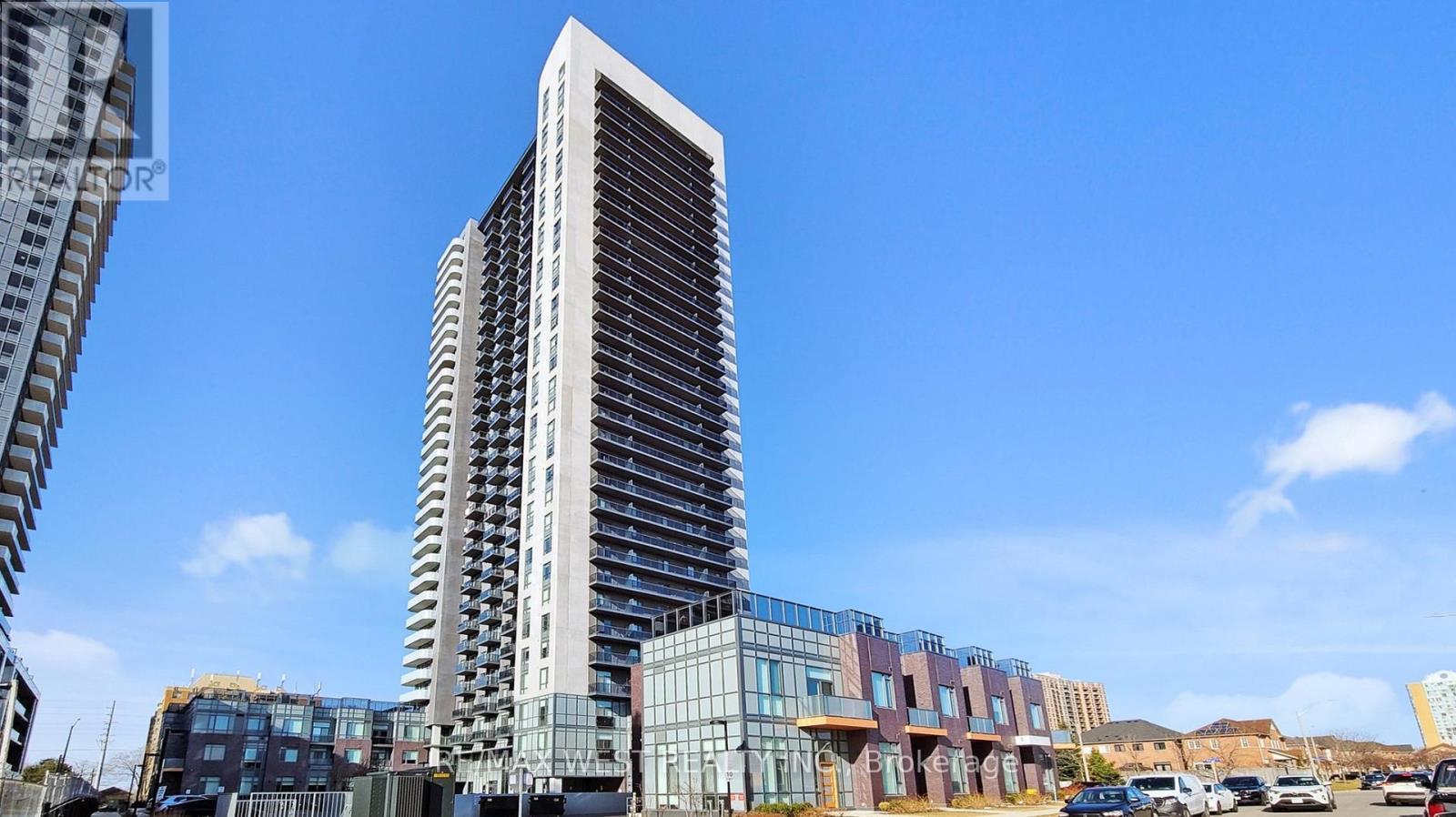 908 - 8 Nahani Way, Mississauga, ON - Outdoor With Facade