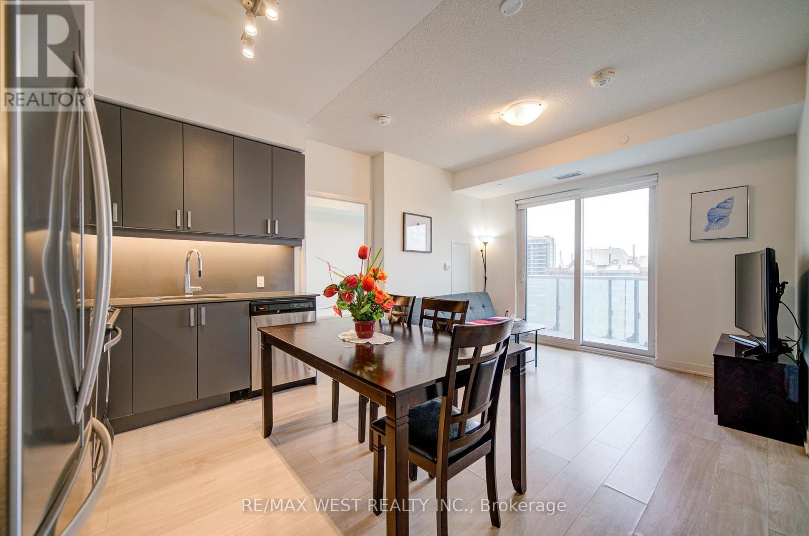 908 - 8 Nahani Way, Mississauga, ON - Indoor