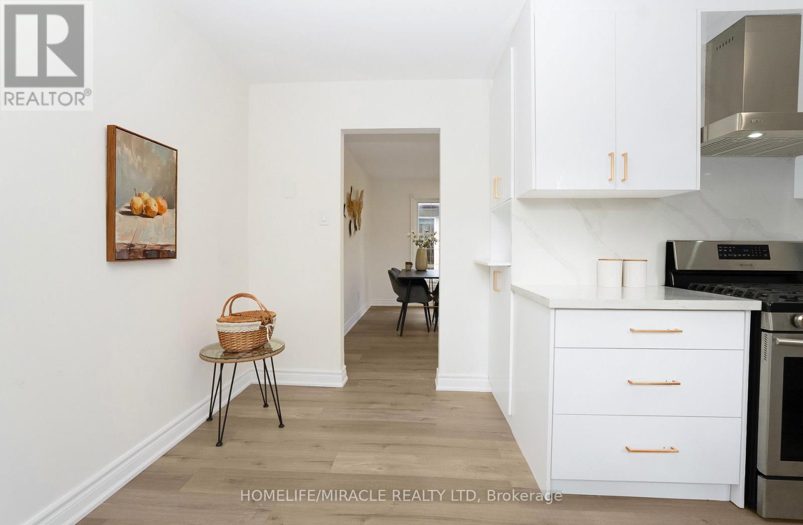 66 Avening Drive, Toronto, ON - Indoor Photo Showing Other Room