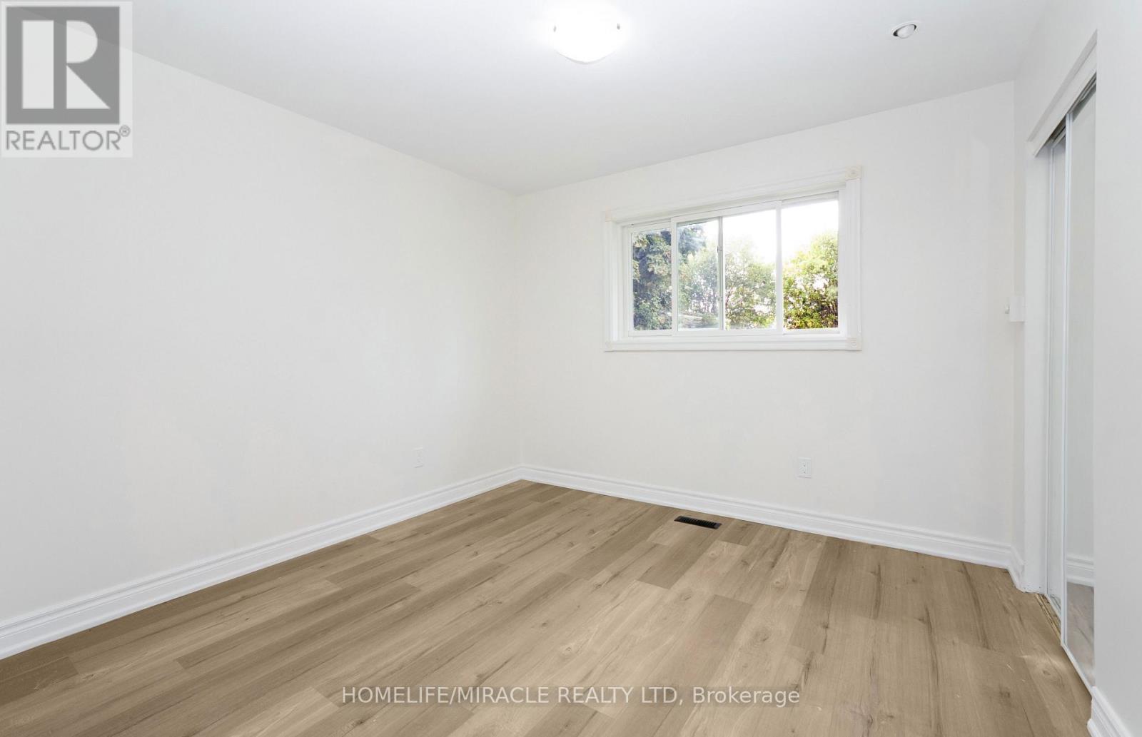 66 Avening Drive, Toronto, ON - Indoor Photo Showing Other Room