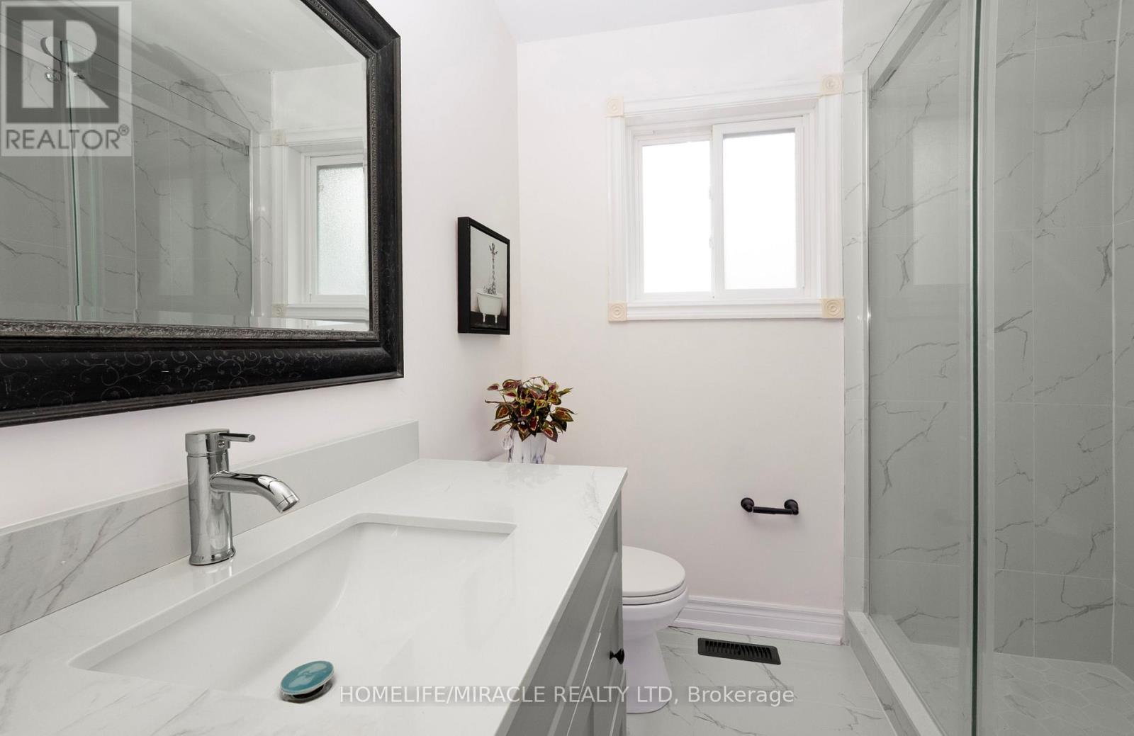 66 Avening Drive, Toronto, ON - Indoor Photo Showing Bathroom