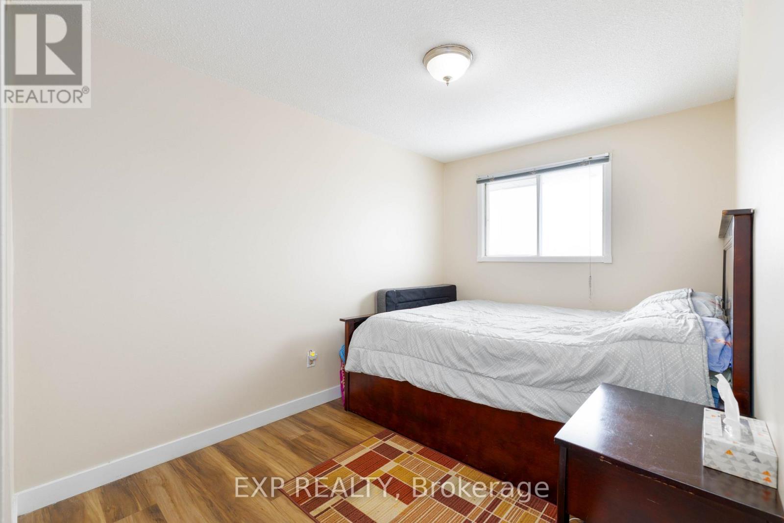 2nd Bedroom - 102 The Country Way, Kitchener, ON - Indoor Photo Showing Bedroom