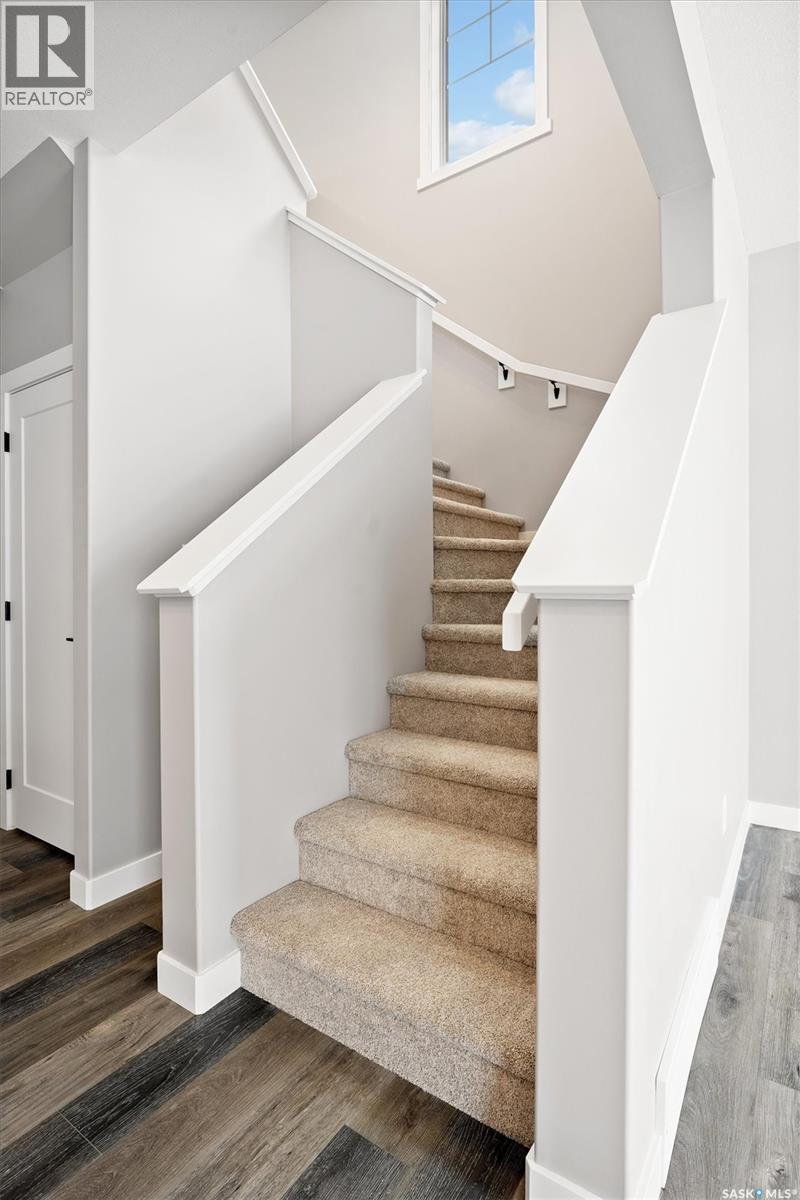 3020 Dumont Way, Regina, SK - Indoor Photo Showing Other Room