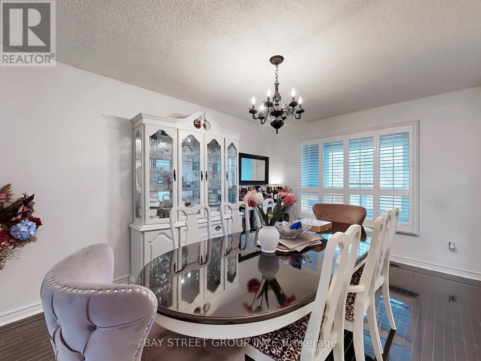 36 Durant Crescent, Markham, ON - Indoor Photo Showing Dining Room