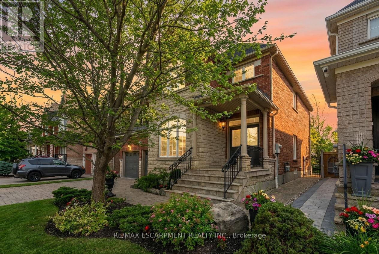 3098 Baron Drive, Mississauga, ON - Outdoor