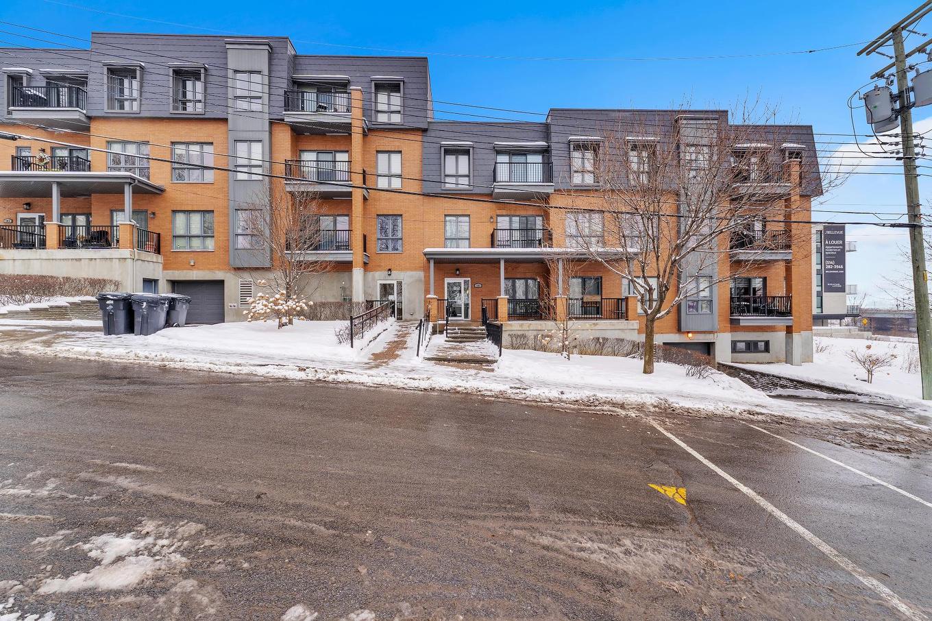 Exterior - 205-191 Av. Brock S., Montréal-Ouest, QC - Outdoor With Balcony With Facade