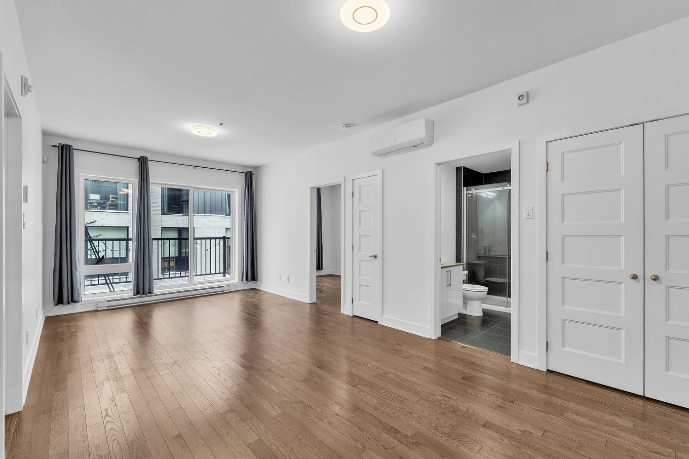 Overall view - 205-191 Av. Brock S., Montréal-Ouest, QC - Indoor