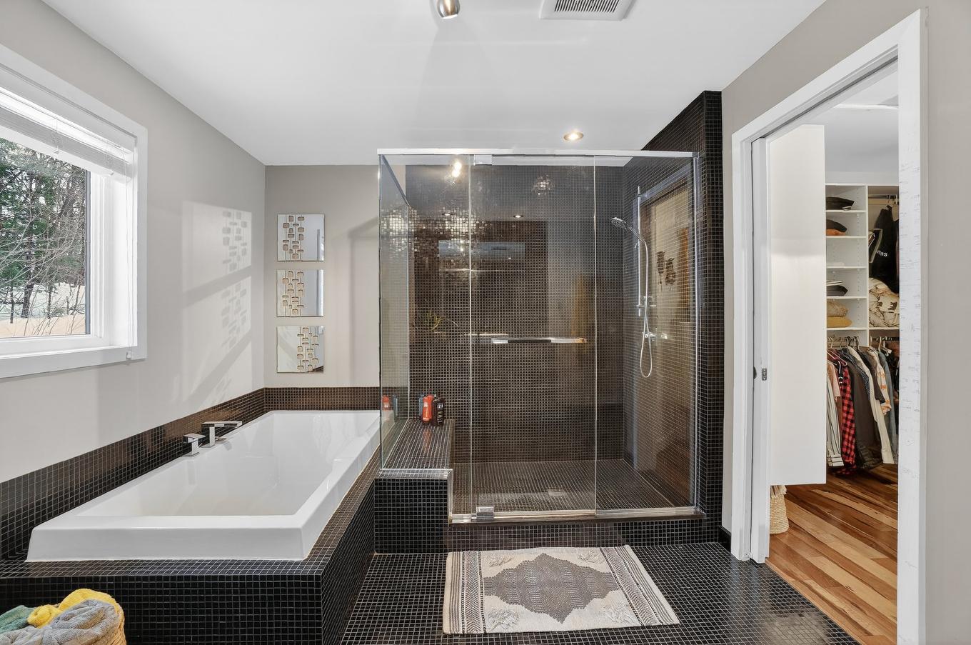 Ensuite bathroom - 263 Rue Du Havre, Saint-Colomban, QC - Indoor Photo Showing Bathroom