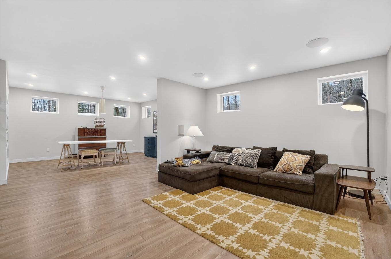 Family room - 263 Rue Du Havre, Saint-Colomban, QC - Indoor