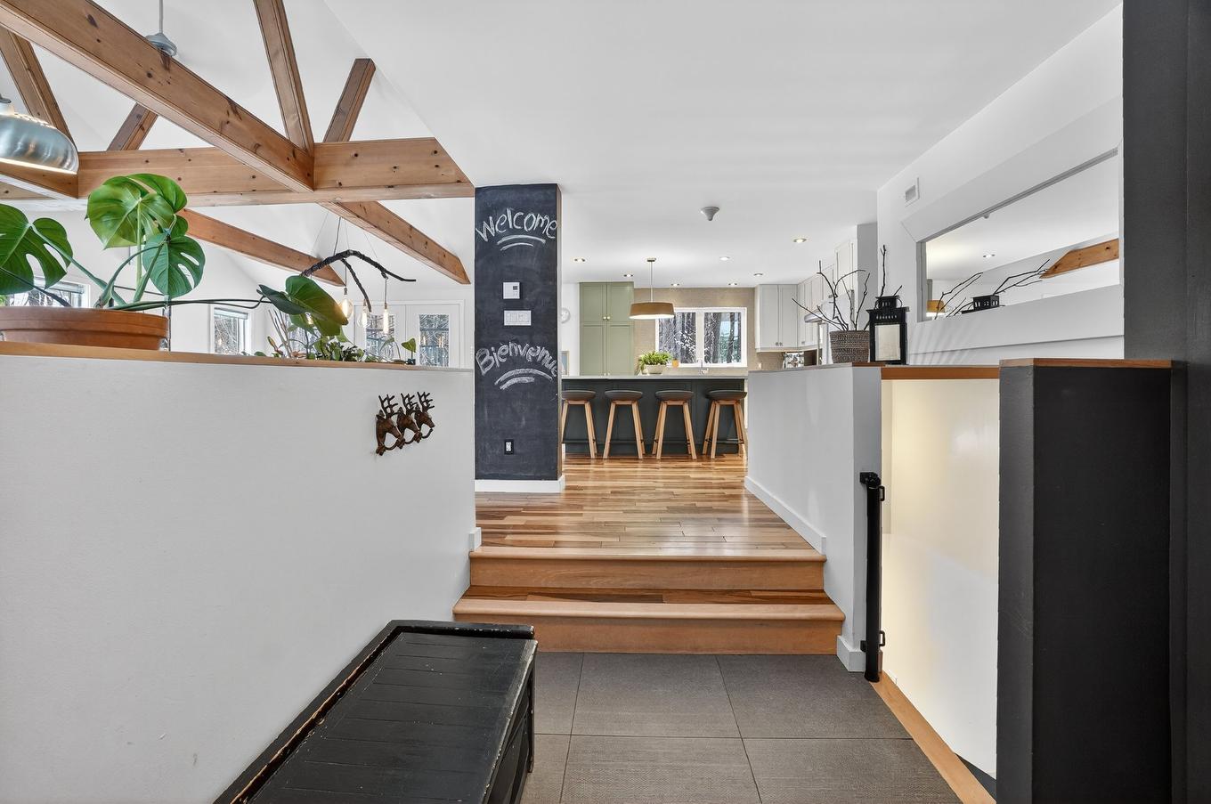 Hall - 263 Rue Du Havre, Saint-Colomban, QC - Indoor Photo Showing Other Room