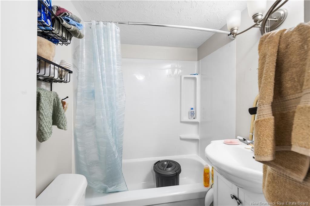 2107-2109 Champlain, Dieppe, NB