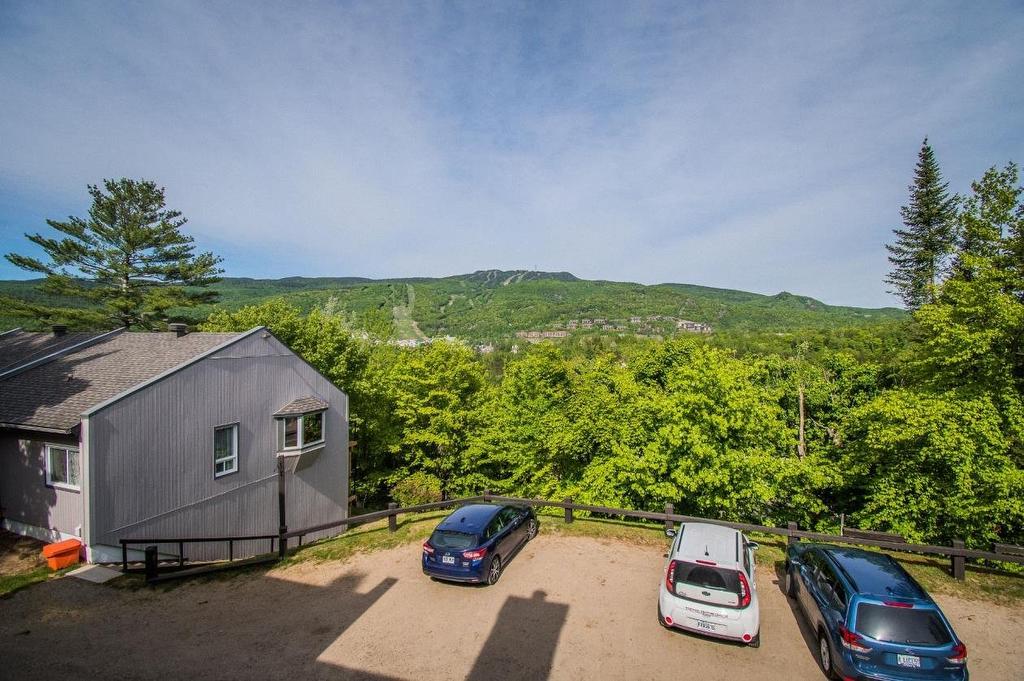 Stationnement - 532-175 Rue Pinoteau, Mont-Tremblant, QC - Outdoor