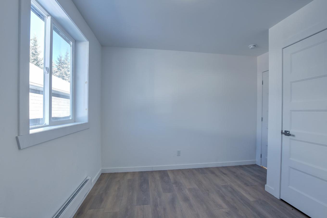 Chambre à coucher - 45 Rue Des Pionniers, Saint-Côme, QC - Indoor Photo Showing Other Room