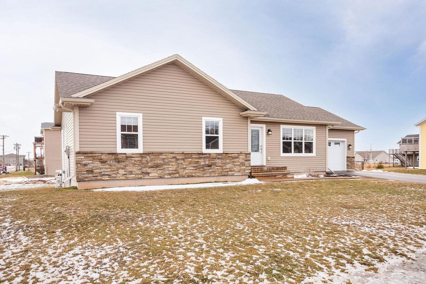 115 Squire Lane, Stratford, PE