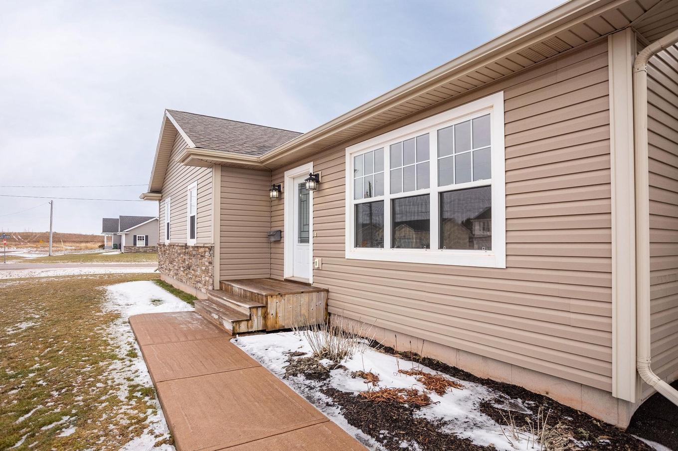 115 Squire Lane, Stratford, PE