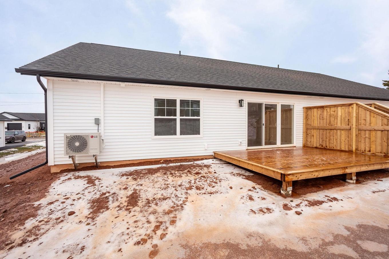 122 Smallwood Terrace, Stratford, PE