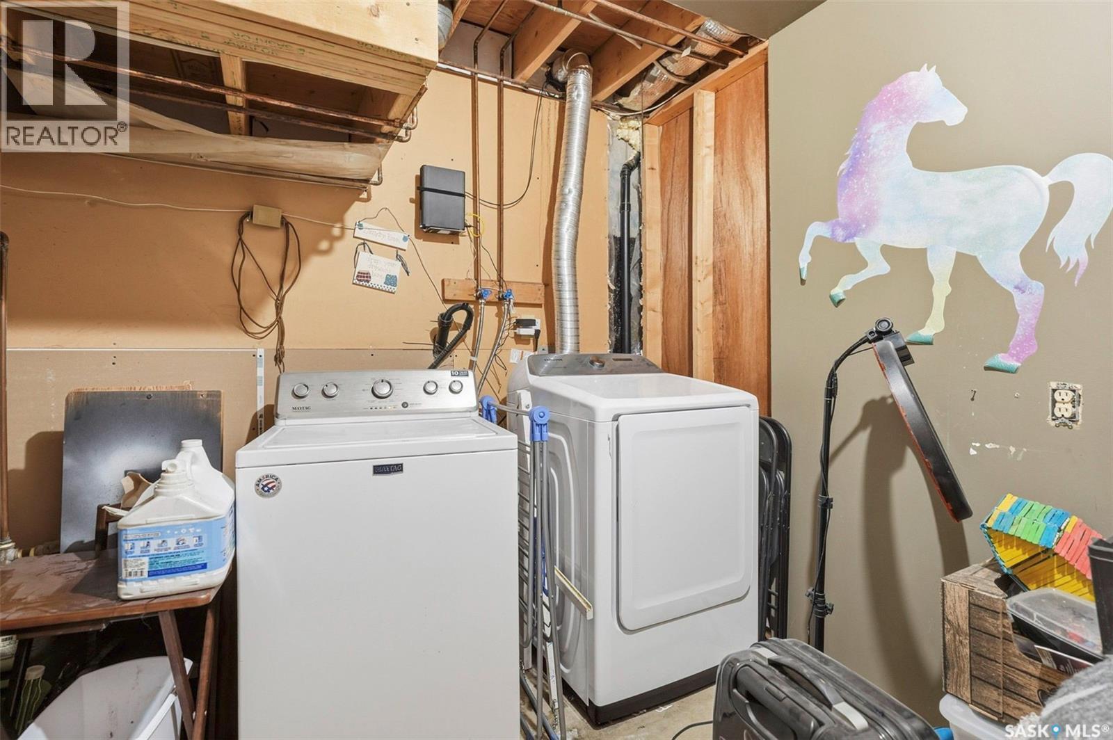 110 1St Avenue S, Hepburn, SK - Indoor Photo Showing Laundry Room