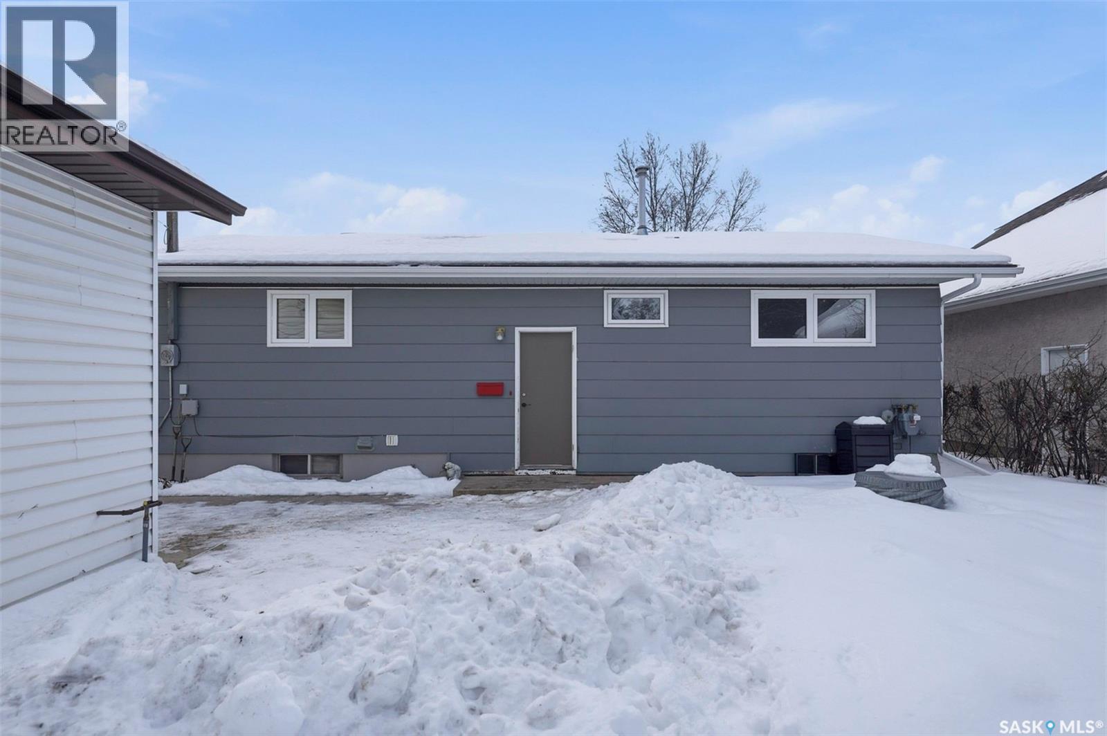 110 1St Avenue S, Hepburn, SK - Outdoor With Exterior