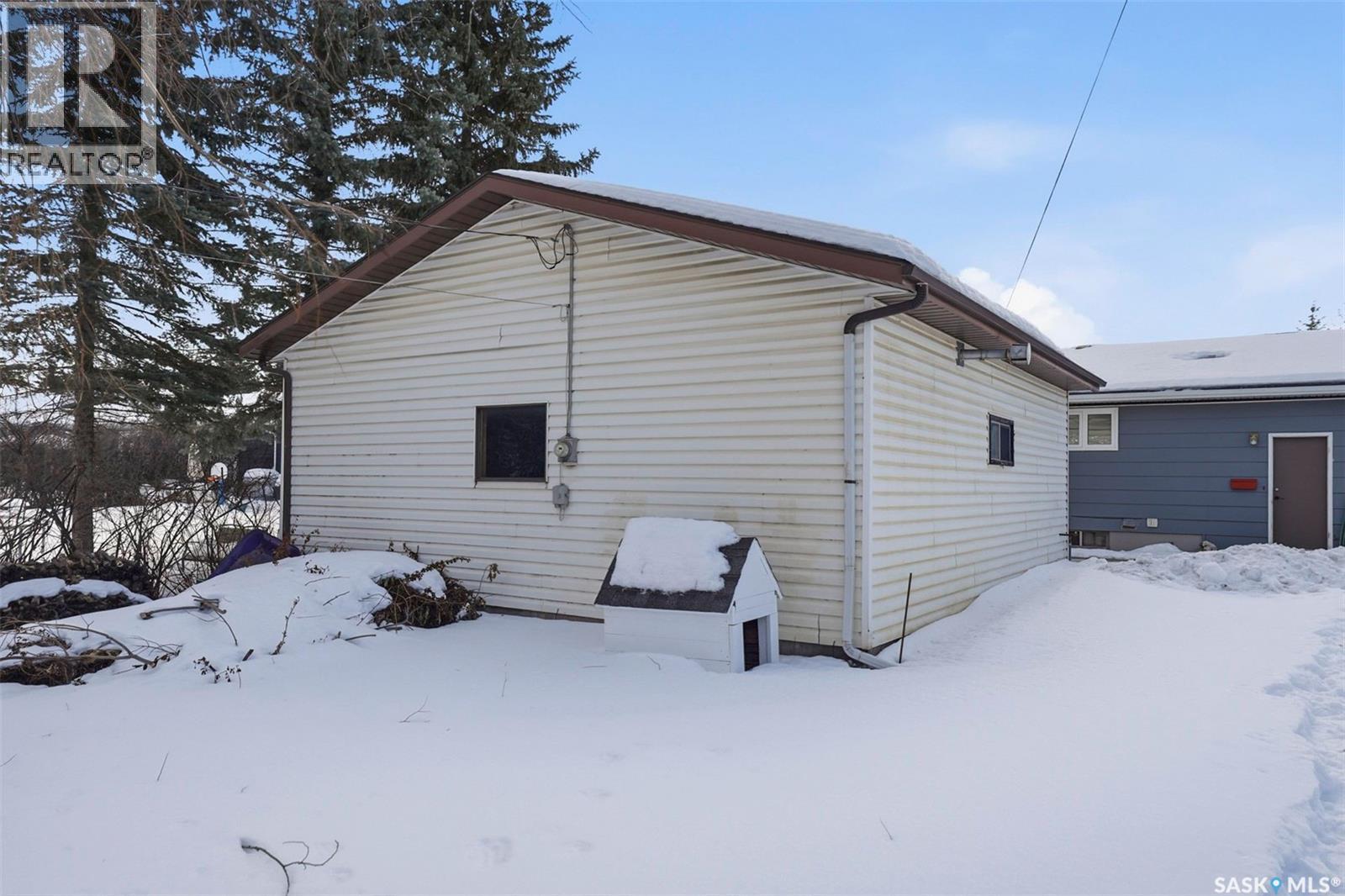 110 1St Avenue S, Hepburn, SK - Outdoor With Exterior