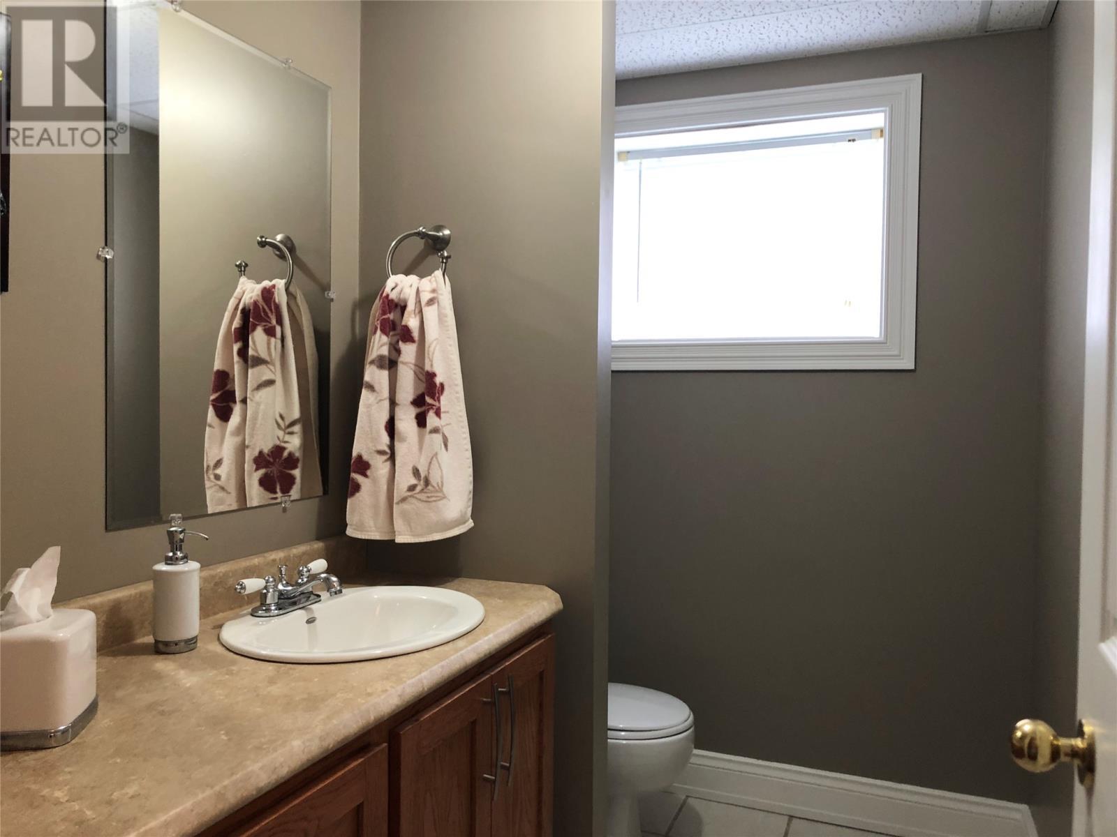 70 Newtown Road, Long Harbour, NL - Indoor Photo Showing Bathroom