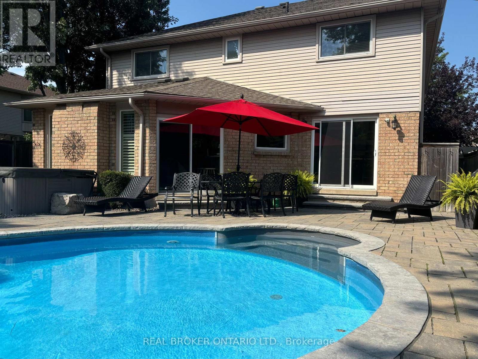 3182 Tania Crescent, Burlington, ON - Outdoor With In Ground Pool