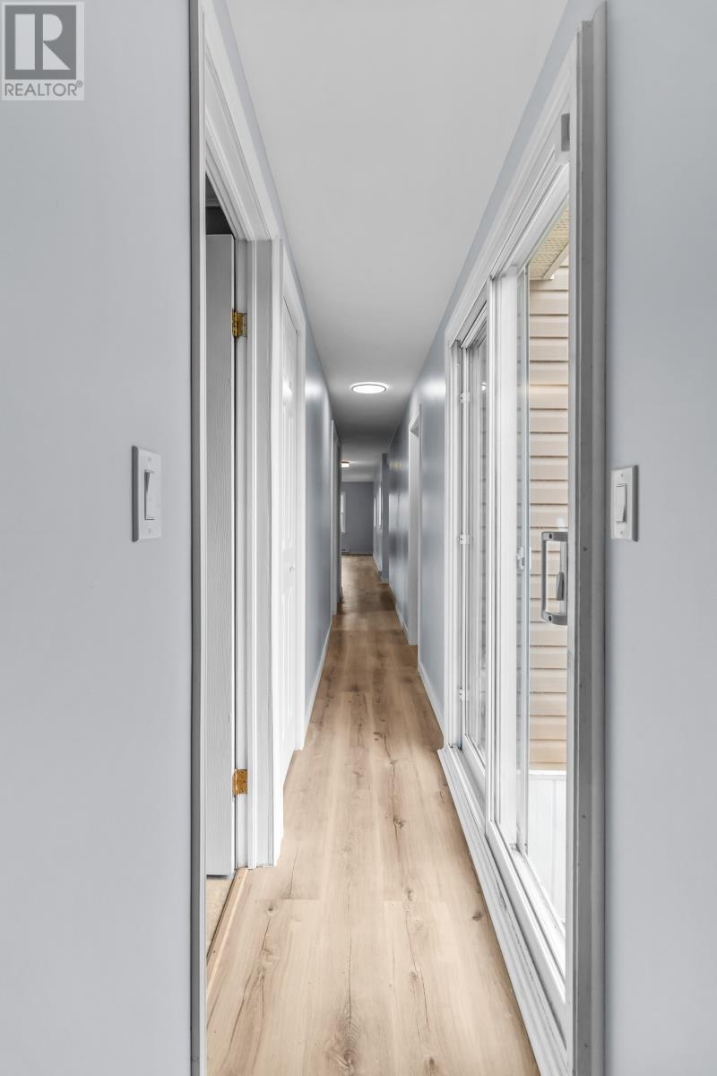 21 Evergreen Drive, Paradise, NL - Indoor Photo Showing Other Room