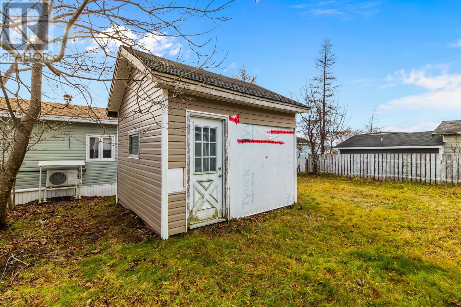 21 Evergreen Drive, Paradise, NL - Outdoor