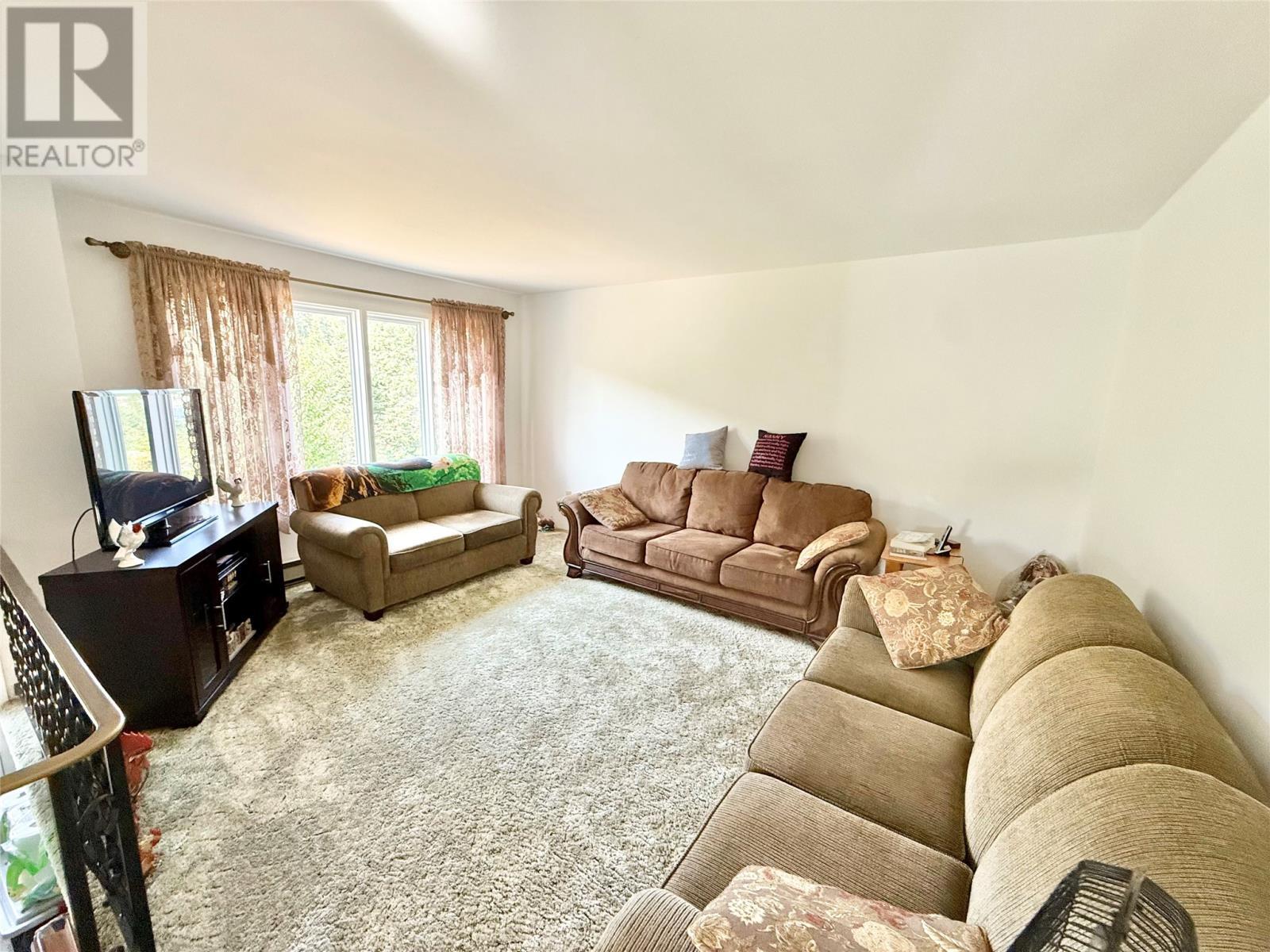 24 Main Road, Cottrell'S Cove, NL - Indoor Photo Showing Living Room