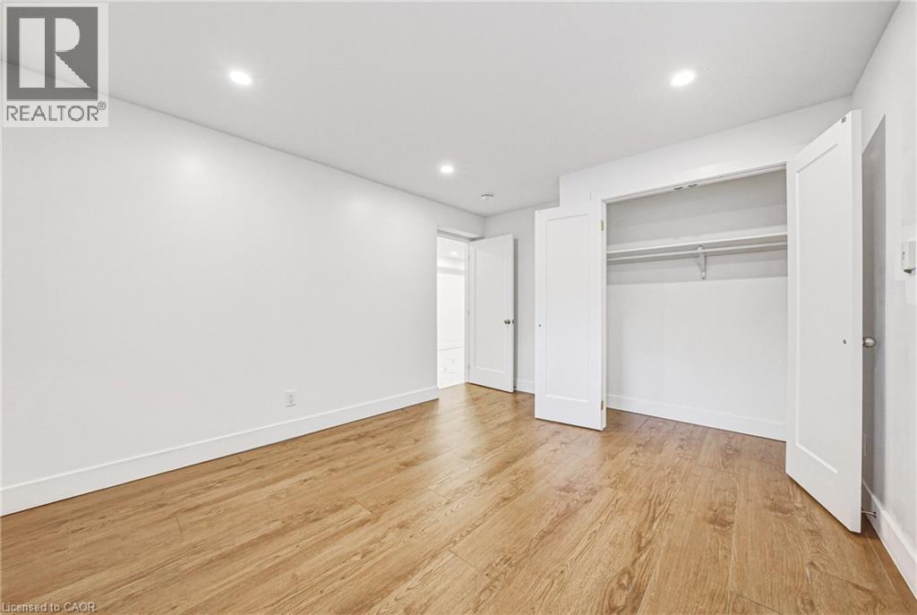 68 Vansitmart Avenue, Hamilton, ON - Indoor Photo Showing Other Room