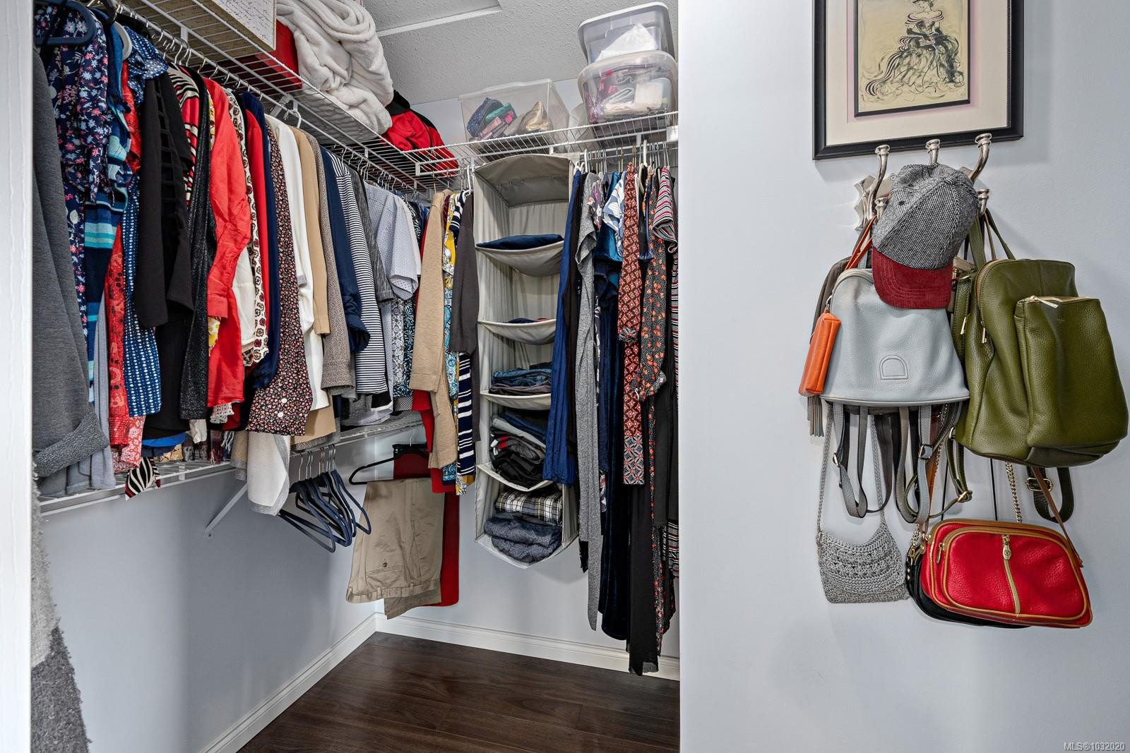 1952 Marten Ave, Comox, BC