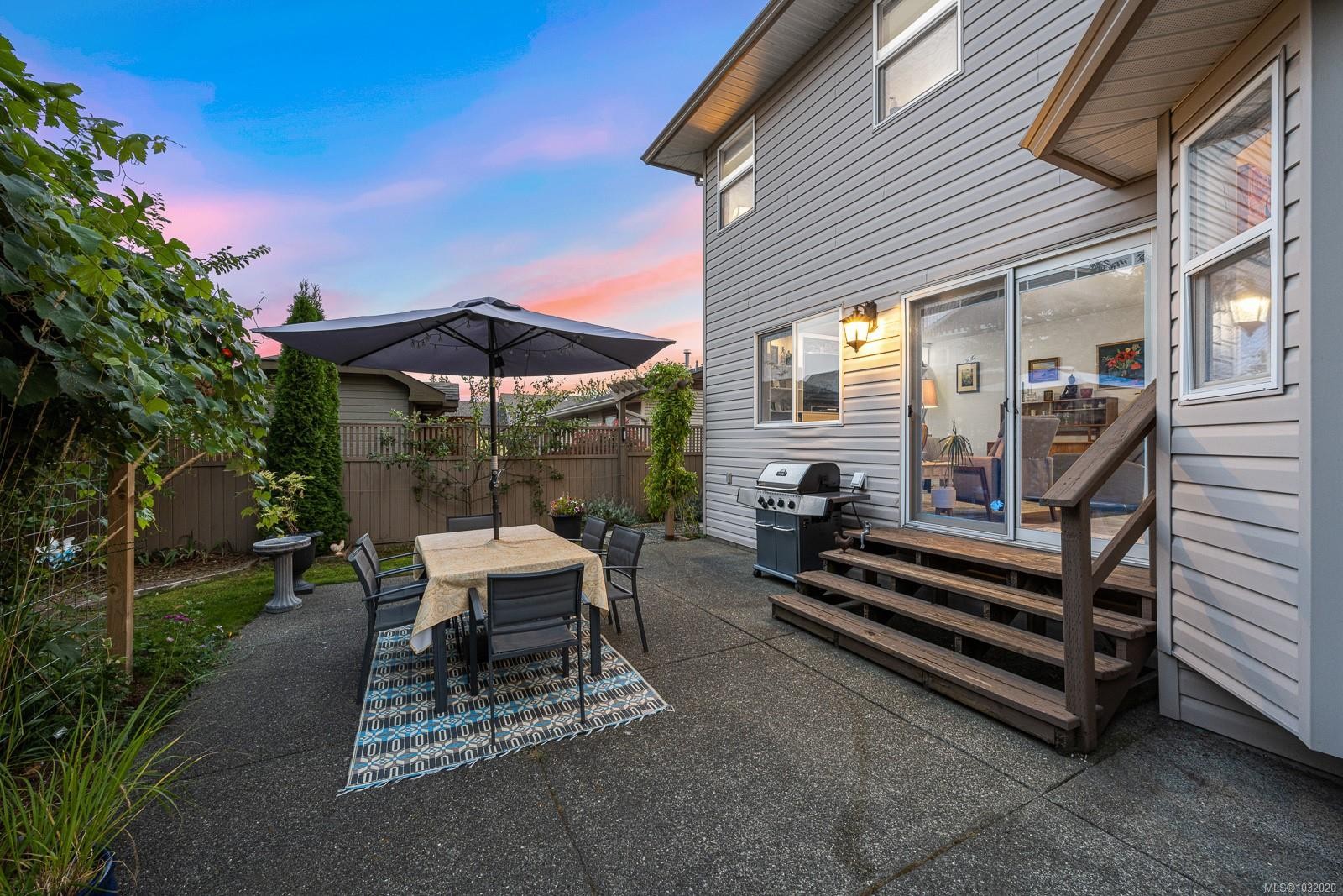 1952 Marten Ave, Comox, BC