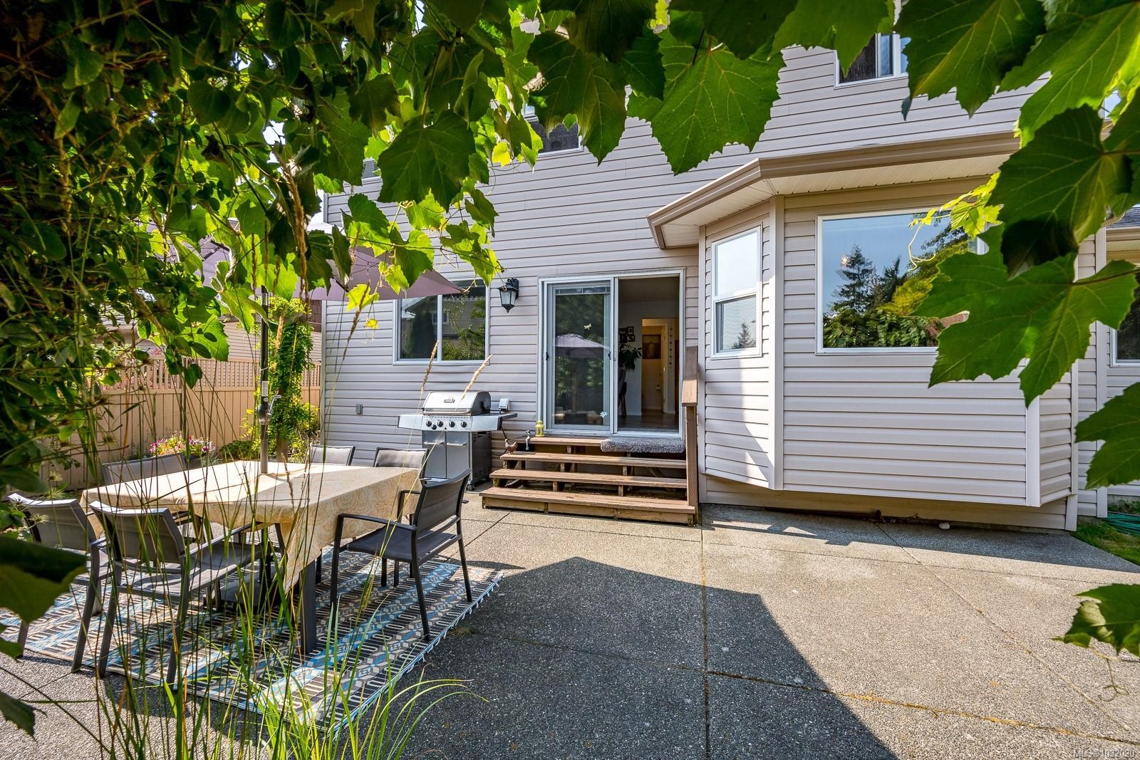 1952 Marten Ave, Comox, BC