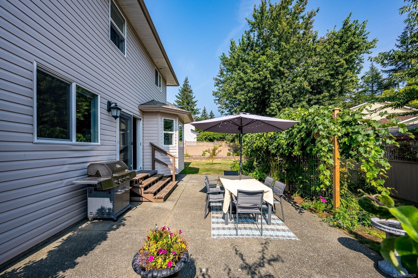 1952 Marten Ave, Comox, BC