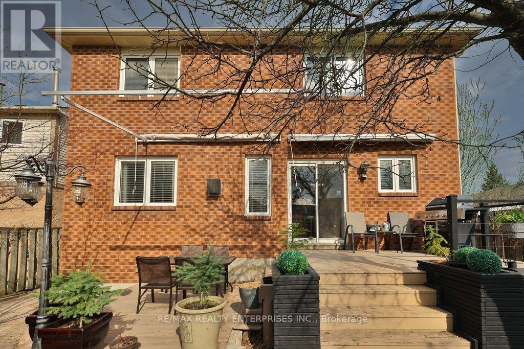 3022 Dalehurst Drive, Mississauga, ON - Outdoor With Deck Patio Veranda