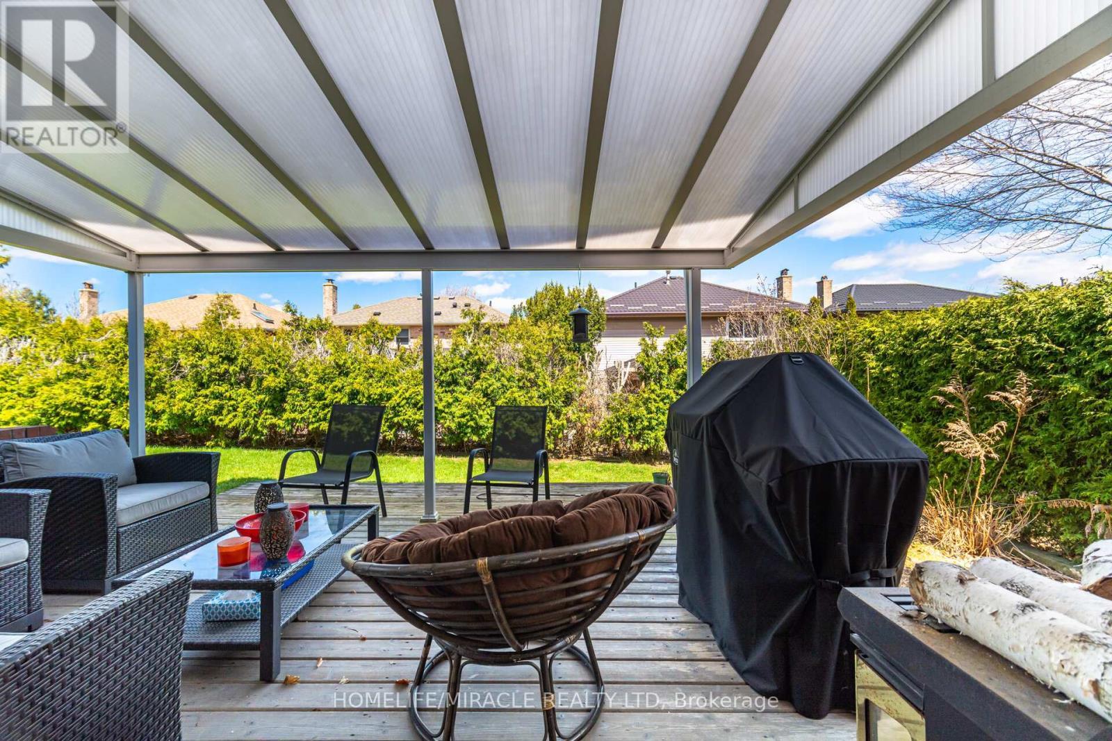38 Leclaire Street, Hamilton, ON - Outdoor With Deck Patio Veranda With Exterior