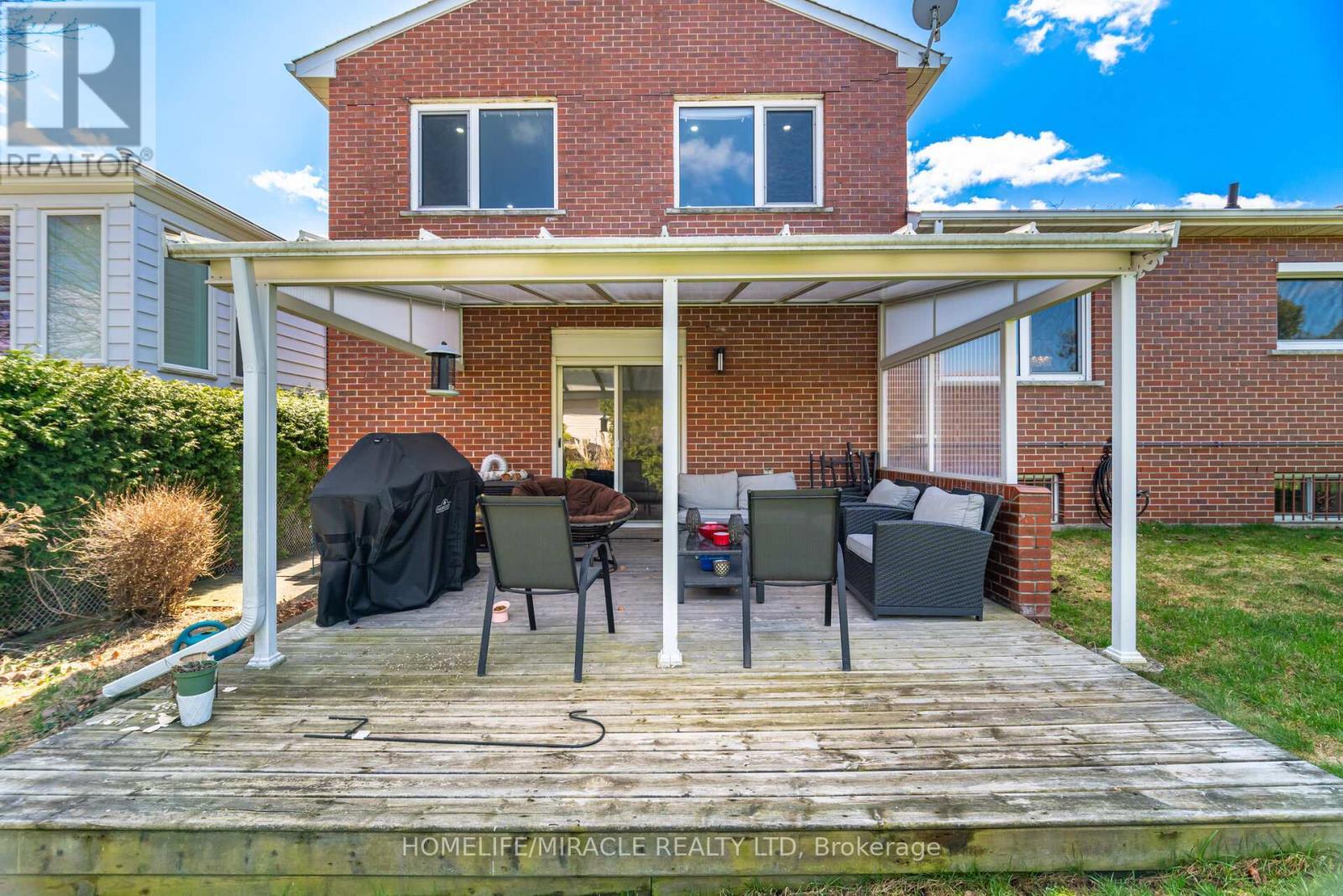 38 Leclaire Street, Hamilton, ON - Outdoor With Deck Patio Veranda With Exterior