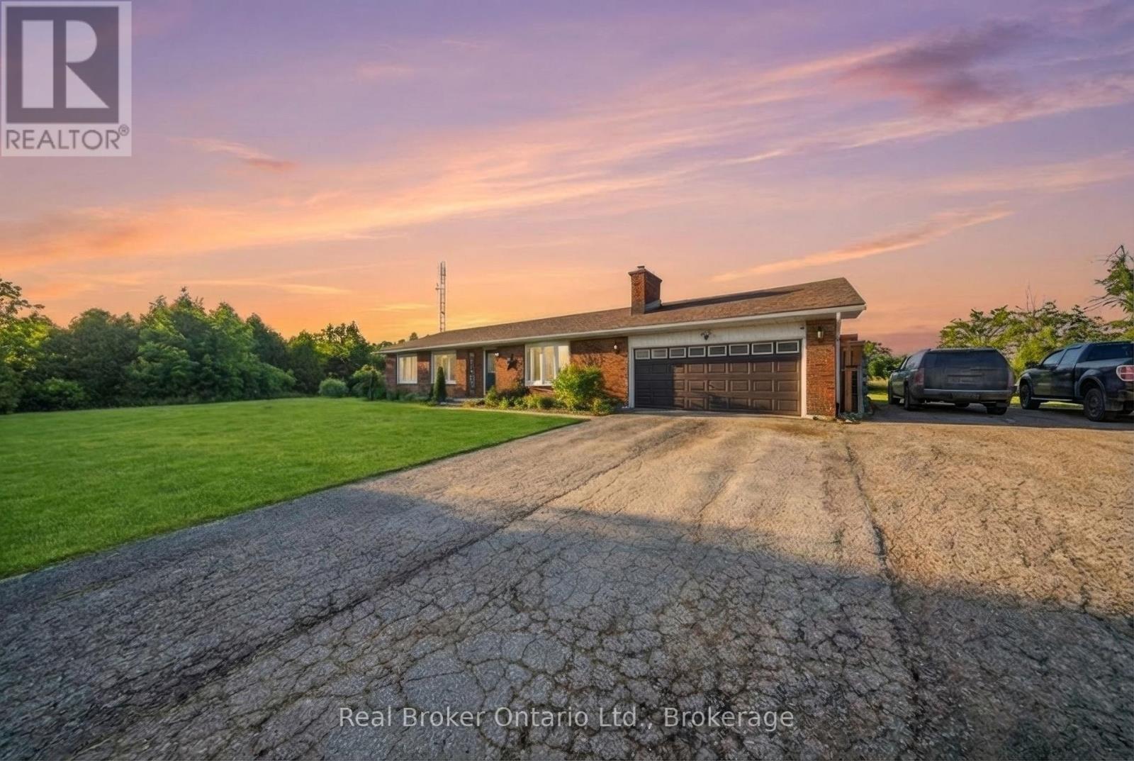 9639 Sideroad 27 Side Road, Erin, ON - Outdoor With View